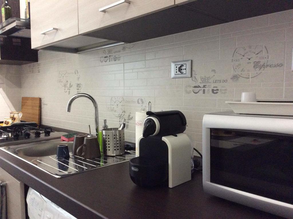 Whatshouse Roma Стая снимка